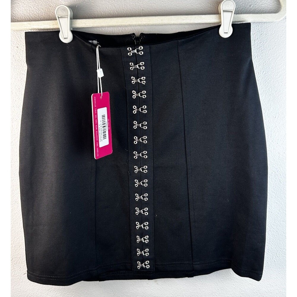 Beginning Boutique Corset Mini Skirt Hook And Eye Black SIze 8 NWT